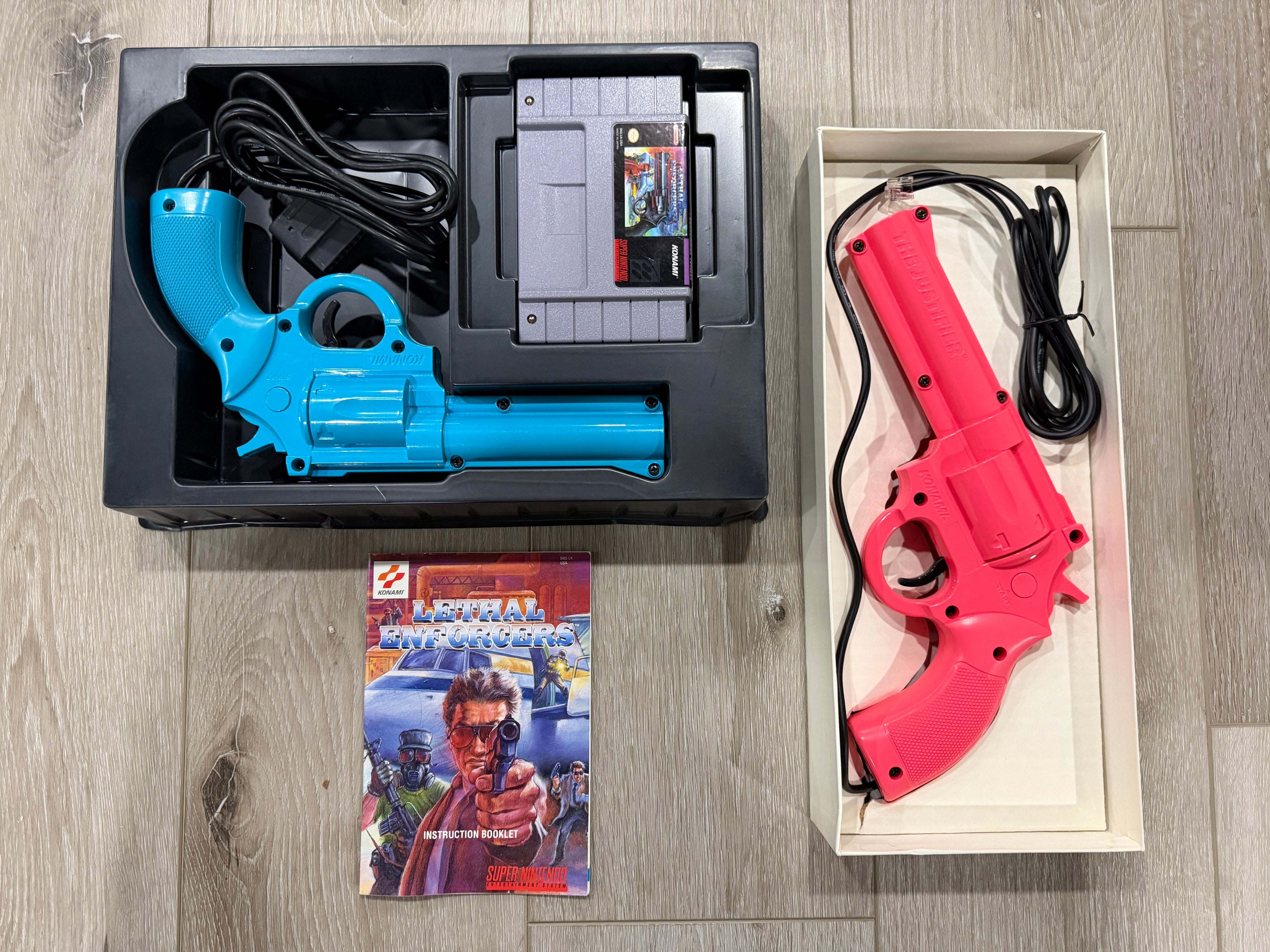 Lethal Enforcers (Super Nintento) Gun Bundle - Pink Justifier w/ box